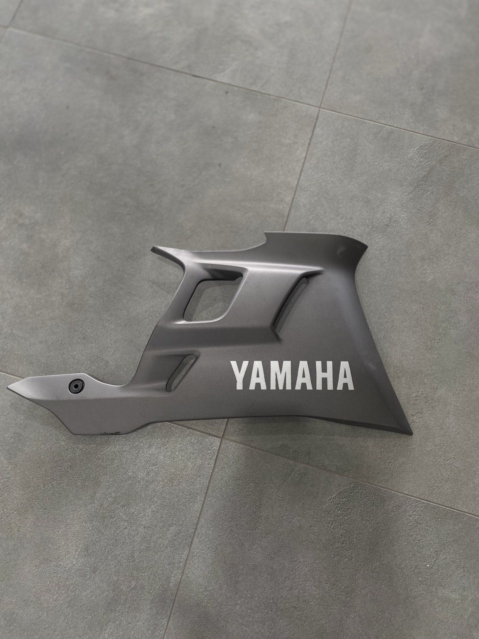 Кришка обтічника Yamaha YZF R25 RG47J YZF R3 RH21J 2022 нижня права