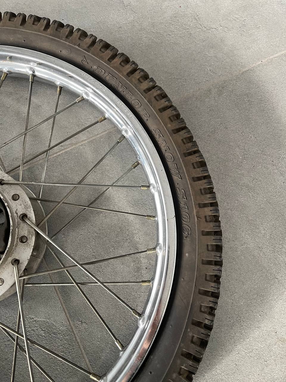 Колесо (задне) в зборі Dunlop Snow S106 з диском скутер Honda Super CUB 50