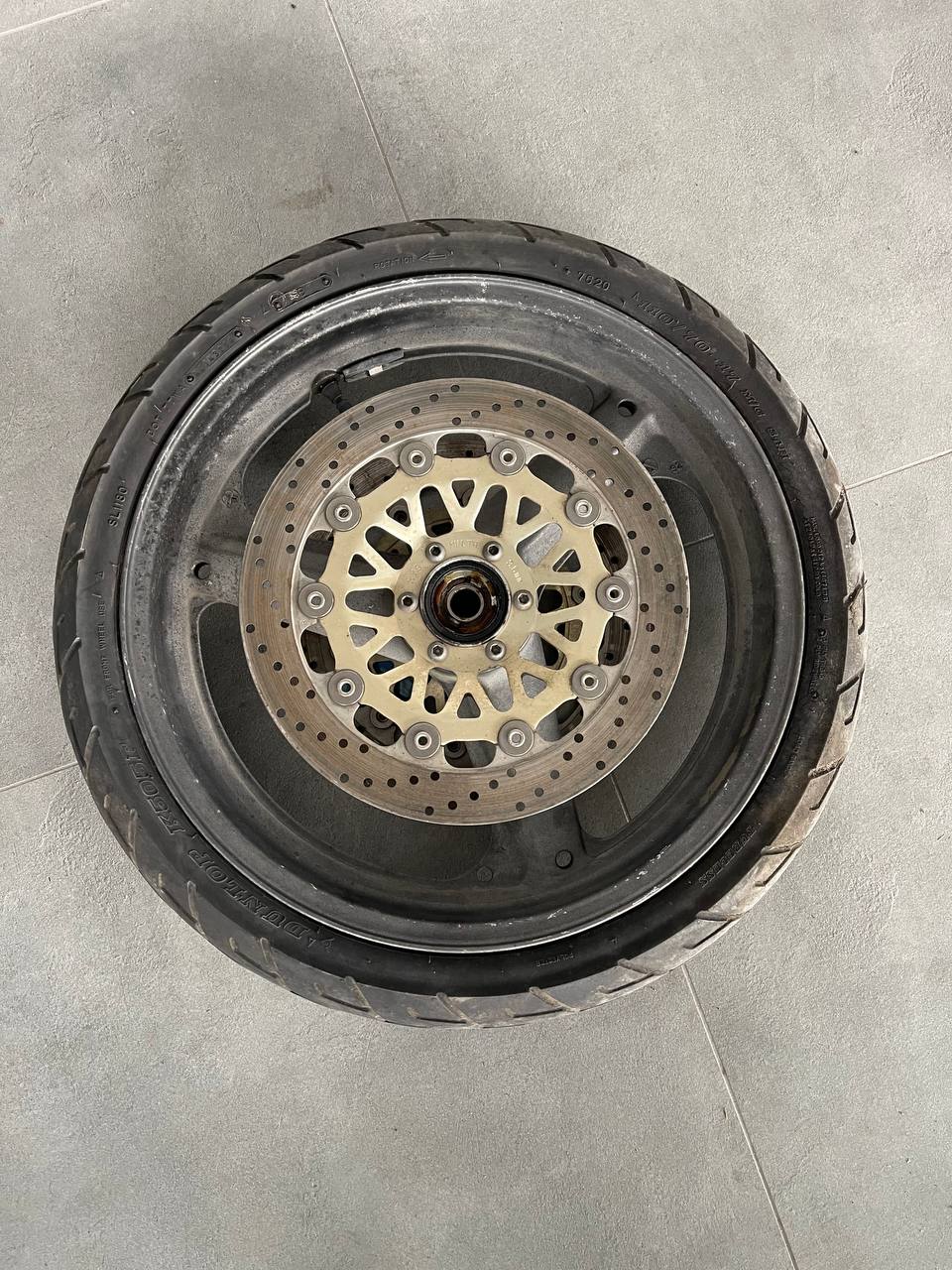 Колесо (передне) в зборі Dunlop K505F з диском Honda CB400SF